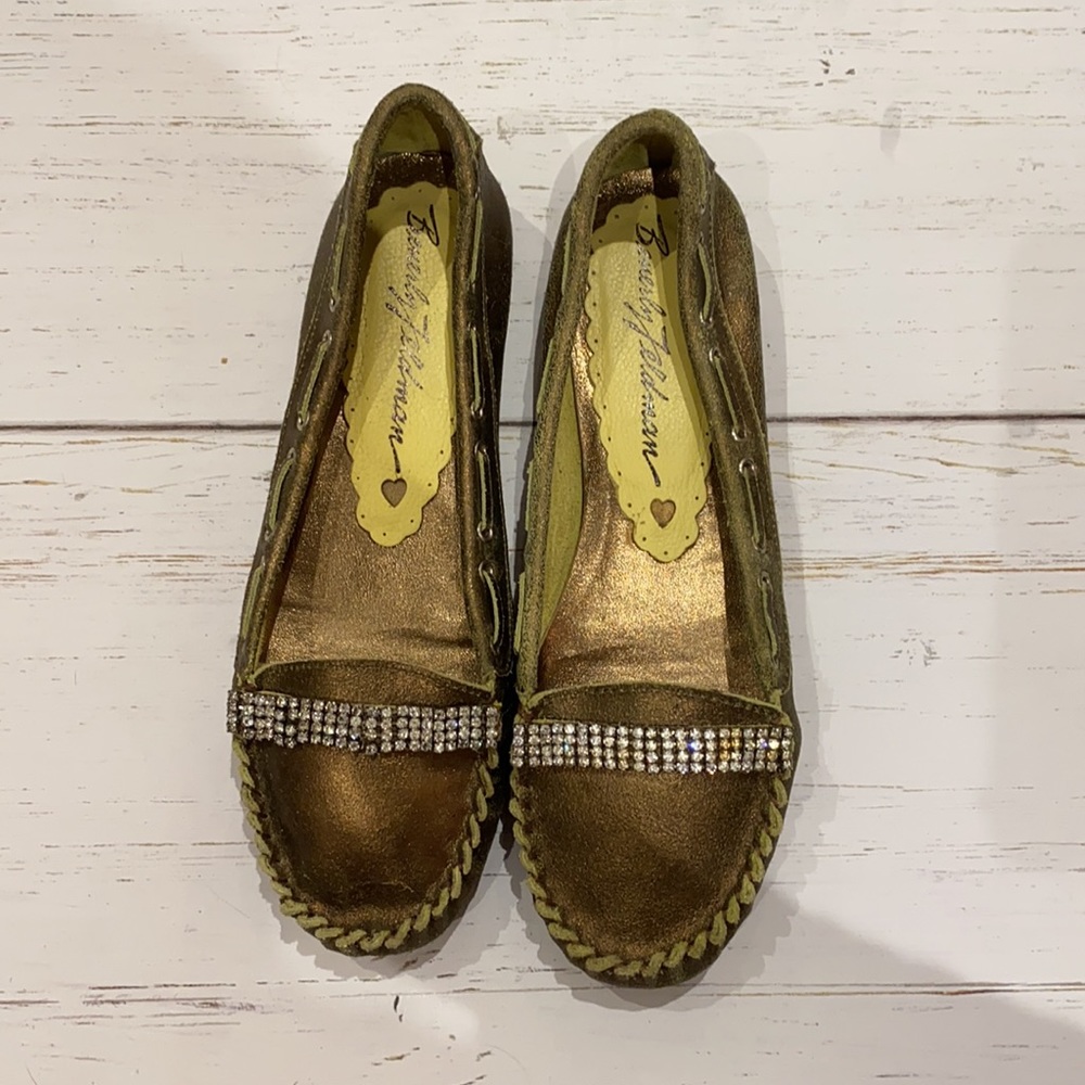 NWOT Beverly Feldman Bronze Loafers